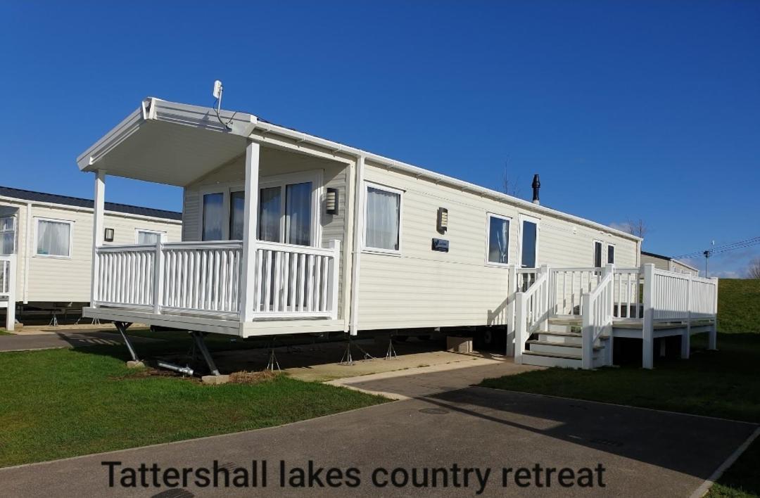 Tattersall Lakes Country Retreat Villa Dogdyke ภายนอก รูปภาพ