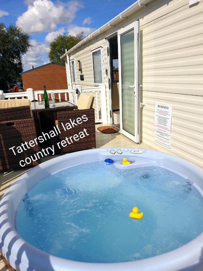 Tattersall Lakes Country Retreat Villa Dogdyke ภายนอก รูปภาพ