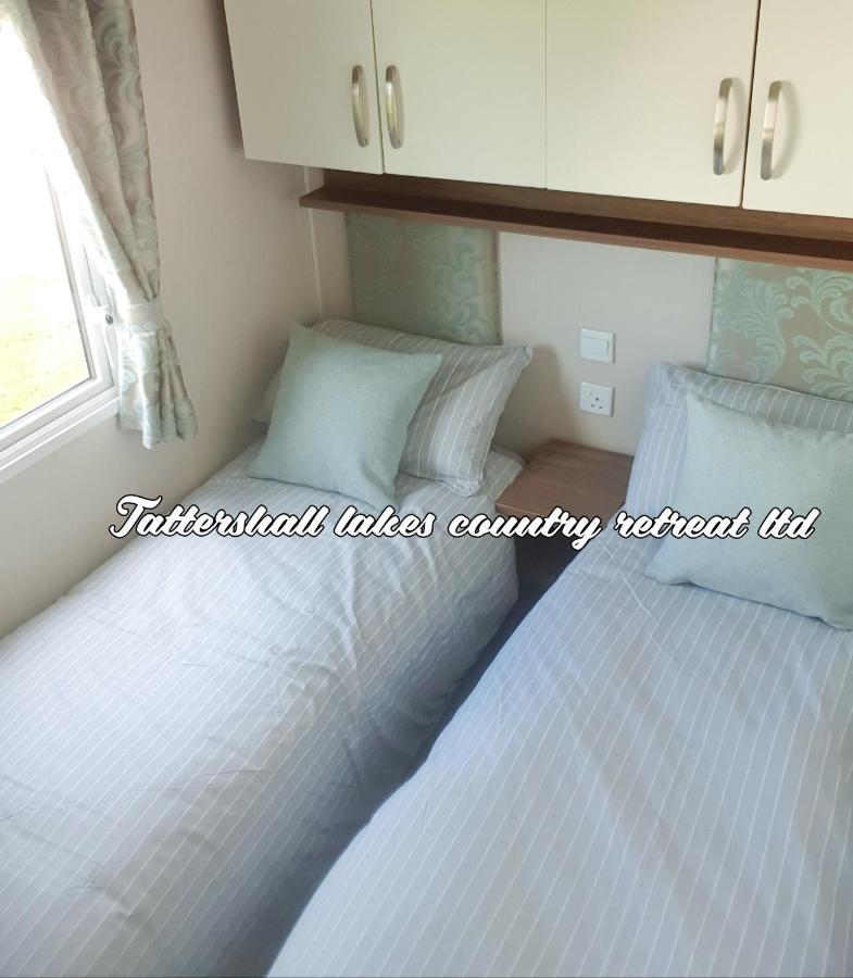 Tattersall Lakes Country Retreat Villa Dogdyke ภายนอก รูปภาพ