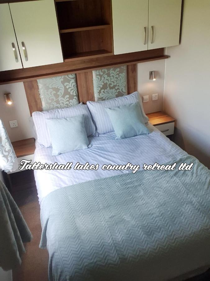 Tattersall Lakes Country Retreat Villa Dogdyke ภายนอก รูปภาพ