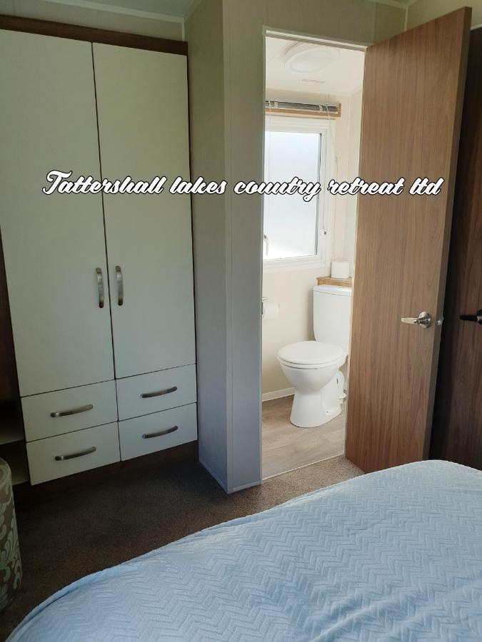 Tattersall Lakes Country Retreat Villa Dogdyke ภายนอก รูปภาพ